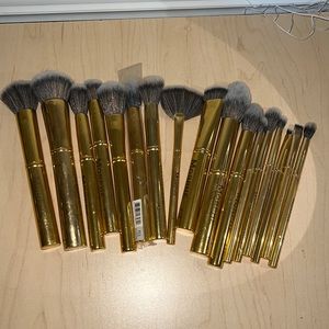 Morphe Brushes Gold
